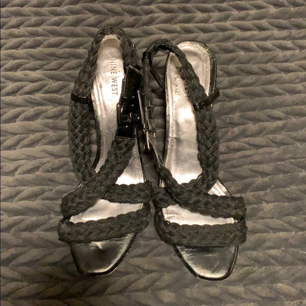 Nine West strappy Heal